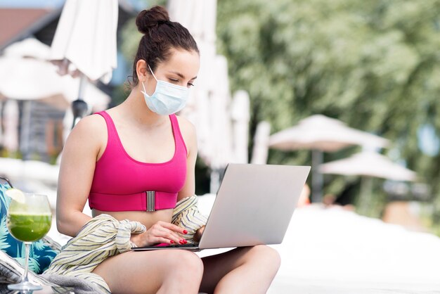 Tips To Mitigate Spine Health Risks